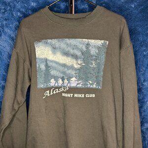 "Alaska Night Hike Club" Men's Crewneck Size M